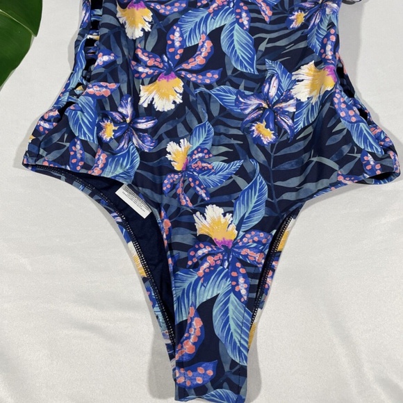 NEW Rip Curl [ Small ] Tropic Tribe One‎ Piece Swimsuit in Navy Floral - Picture 5 of 12